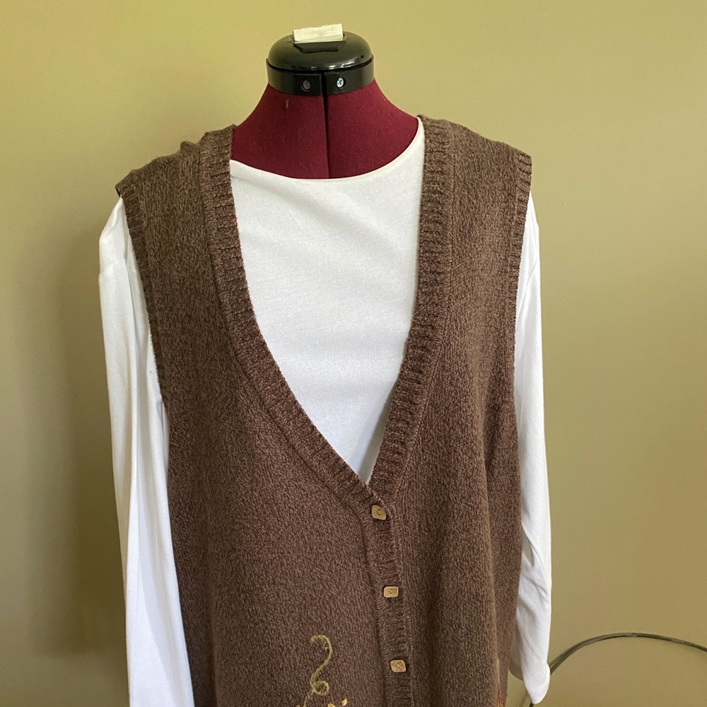 CJ Banks vest
